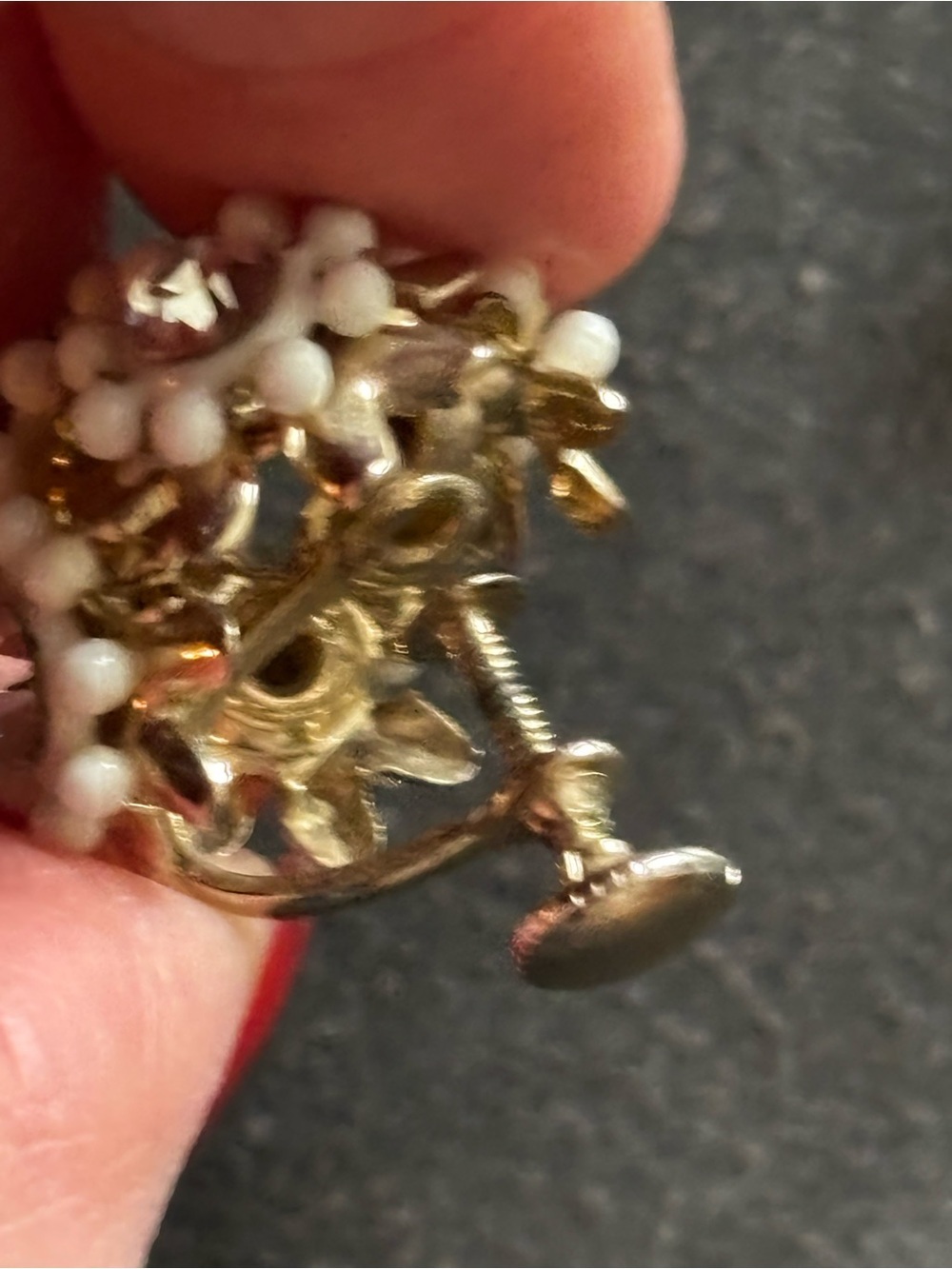 Vintage Floral Gold and White Crystal Cluster Screw-Back Earrings - Picture 4 of 4